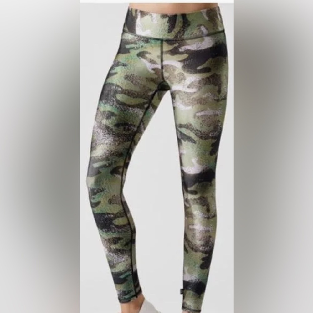 Terez Camouflage Leggings size small